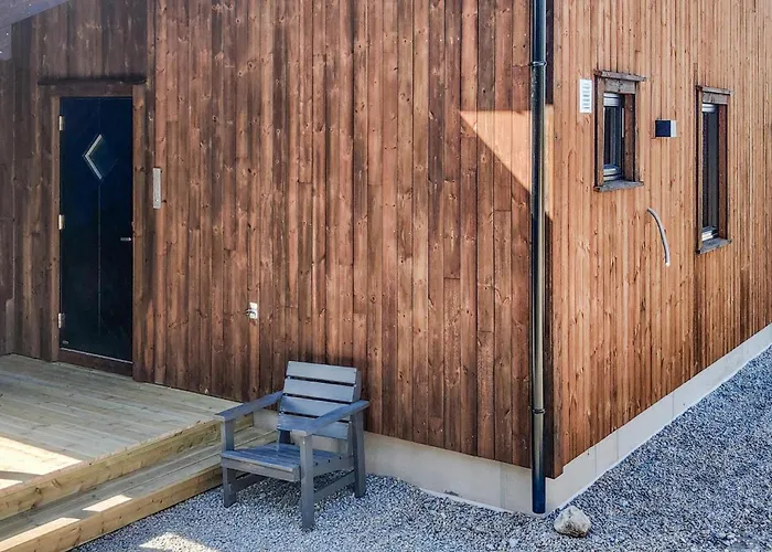 Vakantiehuis Amazing In With Sauna