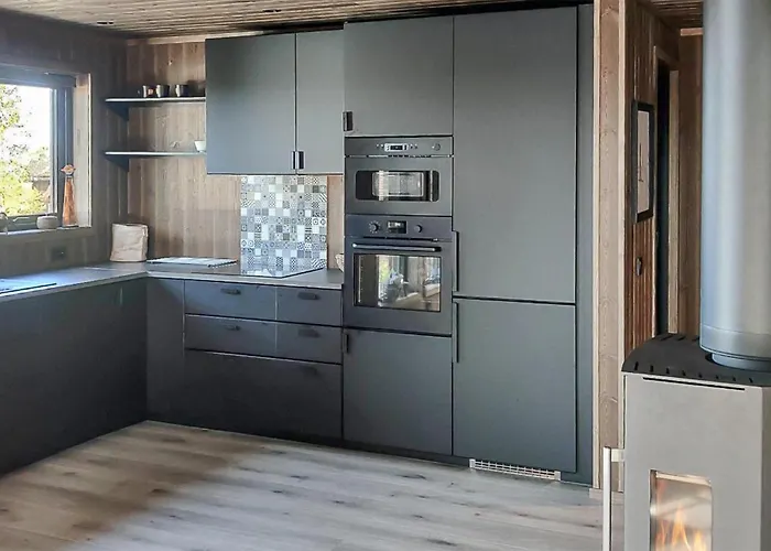 Vakantiehuis Amazing In With Sauna Dolemo